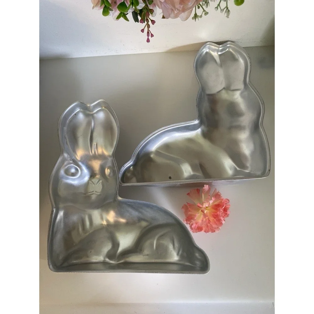 Vintage Wilton 1974‎ Large Double Sided 2 Piece 3D Rabbit Easter Bunny Cake Pan